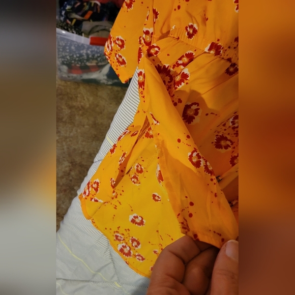 MPH Collection 3X Drawstring Waist 3/4 Sleeve Yellow Red White - Picture 7 of 8